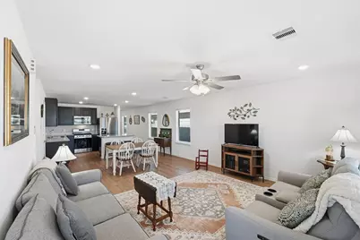 4535 Pinehurst Trace Drive, Pinehurst, TX 77362 - Photo 4