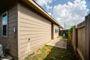 14215 Campo Vista Dr, Houston, TX 77083 - Photo 30