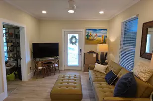 3322 Ave R 1/2 Ave, Galveston, TX 77550 - Photo 8