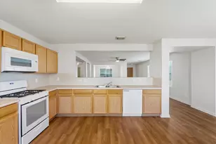 4715 Bentonite Blvd, Baytown, TX 77521 - Photo 8