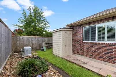 6607 Barrington Green, Houston, TX 77069 - Photo 34