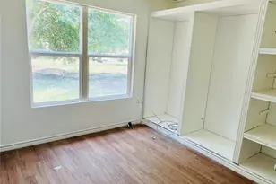 706 Rockdale Rd, Rockdale, TX 76567 - Photo 6