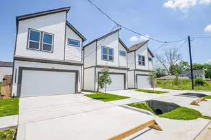 850 Lucky St, Houston, TX 77088 - Photo 2