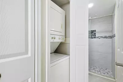 2750 Holly Hall Street #1711, Houston, TX 77054 - Photo 10