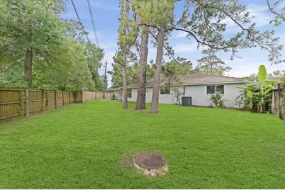 4205 Queenswood Street, Baytown, TX 77521 - Photo 22