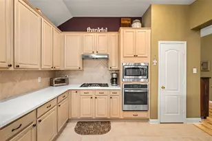 4505 Spring Iris Ct, League City, TX 77573 - Photo 8