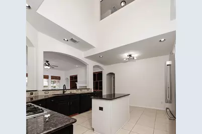 14 Cordella, The Woodlands, TX 77382 - Photo 10