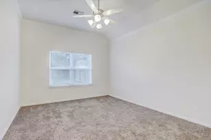52 Hallmark Dr, Conroe, TX 77304 - Photo 8