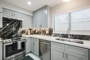 11643 Village Pl Dr, Houston, TX 77077 - Photo 16