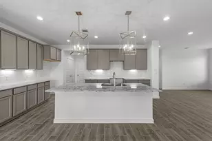 8831 Early Morning Wy, Rosharon, TX 77583 - Photo 2