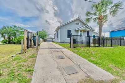 2119 63rd Street, Galveston, TX 77551 - Photo 20