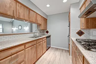 5806 Chrystell Ln, Houston, TX 77092 - Photo 6