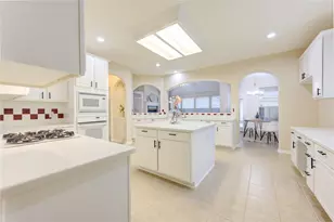 3919 Breaux Bridge Ln, Sugar Land, TX 77479 - Photo 10