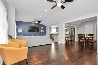 5705 Cochran Street, Houston, TX 77009 - Photo 2