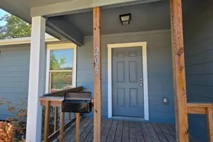 205 Leora Ave, Pasadena, TX 77506 - Photo 2