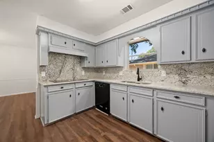 7231 Ridge Oak Dr, Houston, TX 77088 - Photo 14