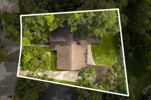 7231 Ridge Oak Dr, Houston, TX 77088 - Photo 32