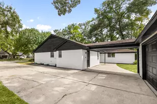 7231 Ridge Oak Dr, Houston, TX 77088 - Photo 30