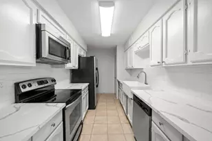 7847 Green Lawn Dr, Houston, TX 77088 - Photo 4