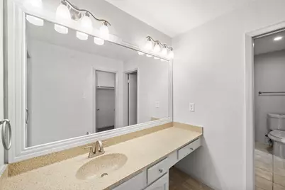 7847 Green Lawn Drive #7847, Houston, TX 77088 - Photo 18