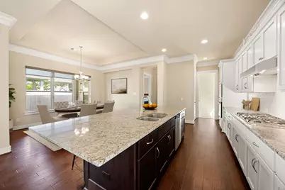 14 Kendrick Pines Boulevard, The Woodlands, TX 77389 - Photo 8