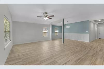 1822 Bending Green Drive, Rosharon, TX 77583 - Photo 10