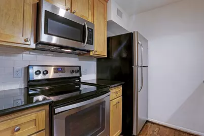 415 Hawthorne Street #5, Houston, TX 77006 - Photo 2