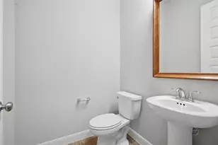 719 Sandy Bay Ln, Kemah, TX 77565 - Photo 8