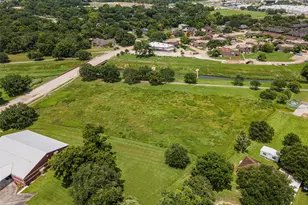 650 E Adoue St, Alvin, TX 77511 - Photo 1