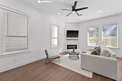 6130 Endeavor Heights Road, Houston, TX 77091 - Photo 8