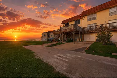 71 Regency Point, Montgomery, TX 77356 - Photo 2