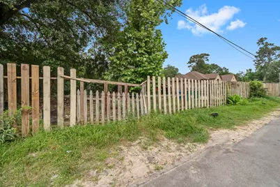 1615 Gilmore Street, Conroe, TX 77301 - Photo 6