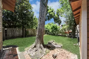 302 Hunt St, Houston, TX 77003 - Photo 10