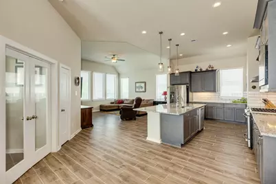 12917 Ocean Breeze Lane, Texas City, TX 77568 - Photo 4