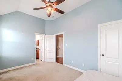 1828 Woodbend Village Court, Houston, TX 77055 - Photo 32