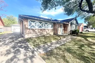 10515 Sagewind Dr, Houston, TX 77089 - Photo 2