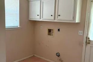 12034 Glenway Dr, Houston, TX 77070 - Photo 6
