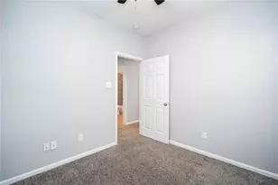 5105 Southwind St, Houston, TX 77033 - Photo 16