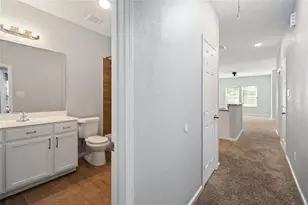 5105 Southwind St, Houston, TX 77033 - Photo 10