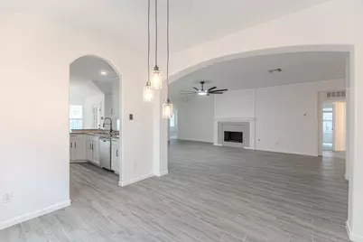 138 Bryce Branch Circle, The Woodlands, TX 77382 - Photo 12