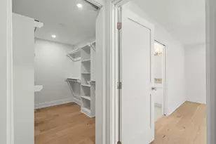 1011 W Cottage St, Houston, TX 77009 - Photo 36