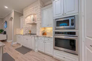 11218 Spoke Hollow Creek Ln, Cypress, TX 77433 - Photo 12