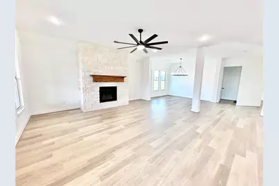 15722 N Tower Circle, Santa Fe, TX 77517 - Photo 10