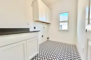 15722 N Tower Cir, Santa Fe, TX 77517 - Photo 12