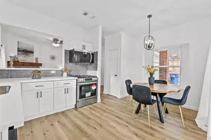 617 Prairie Ln, Angleton, TX 77515 - Photo 4