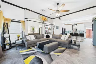 203 Las Brisas St, Kemah, TX 77565 - Photo 8