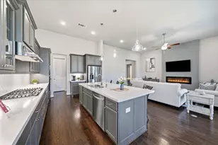 28427 Sunrise View Dr, Spring, TX 77386 - Photo 10