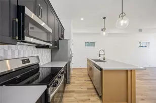 8009 Cora St, Houston, TX 77088 - Photo 8