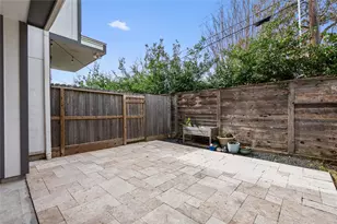 1745 Ojeman Point Ln, Houston, TX 77055 - Photo 14