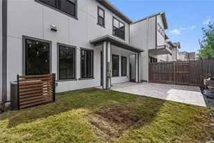 1745 Ojeman Point Ln, Houston, TX 77055 - Photo 16